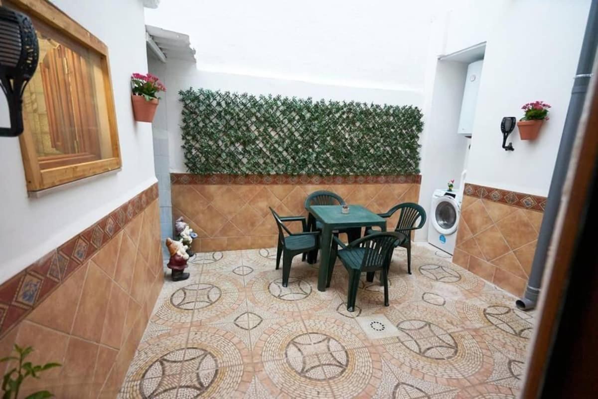 Casa ideal para familias con patio y 3 baños Valencia Exterior foto